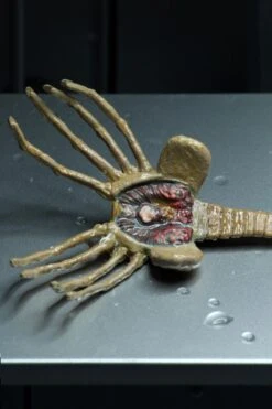 NECA Alien - Ultimate 40th Anniversary Big Chap Actionfigur -Spielzeugverkauf 516461 2