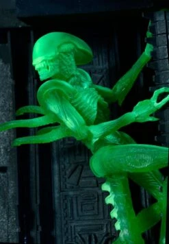 NECA Alien Vs. Predator - Alien Warrior Thermal Vision Actionfigur -Spielzeugverkauf ee497d16468a6a5537eee8b4204f85ea75c0f7dd4294f3049bffb3956f6d9841