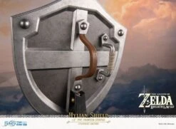 Diverse First 4 Figures - The Legend Of Zelda - Hylian Shield Statue -Spielzeugverkauf x f4fbotwhs i